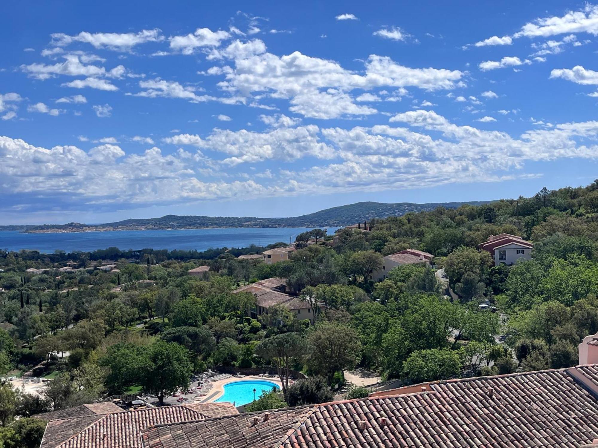 Charmant Appartement Village Restanques De Saint Tropez 格里莫 外观 照片